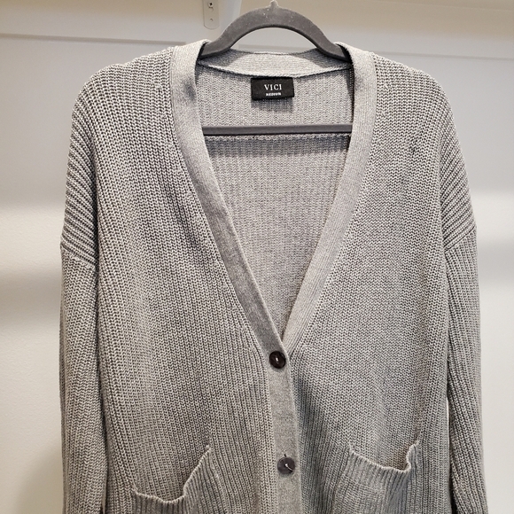 Vici Mindy Gray Button Front Distressed Cotton Ribbed Knit Cardigan Sweater - Picture 6 of 10